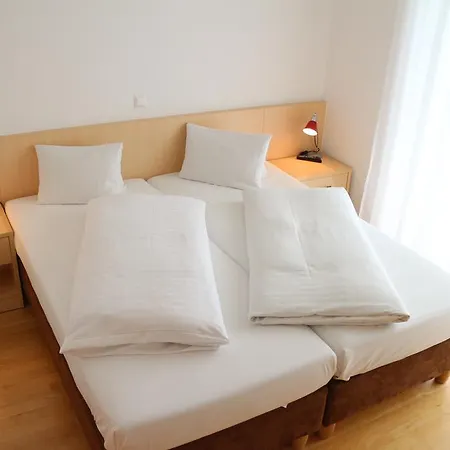 Gasthof Popolari بيت ضيافة
