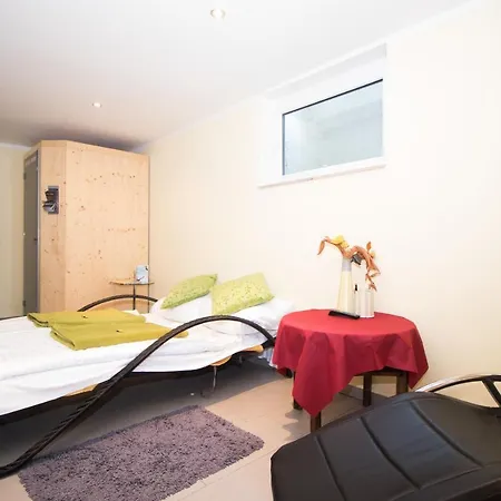 بيت ضيافة Gasthof Popolari 3*
